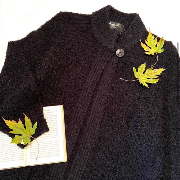 SOLD | Vintage | Long Oversized Bouche Knit Cardigan - Picture 4 of 16